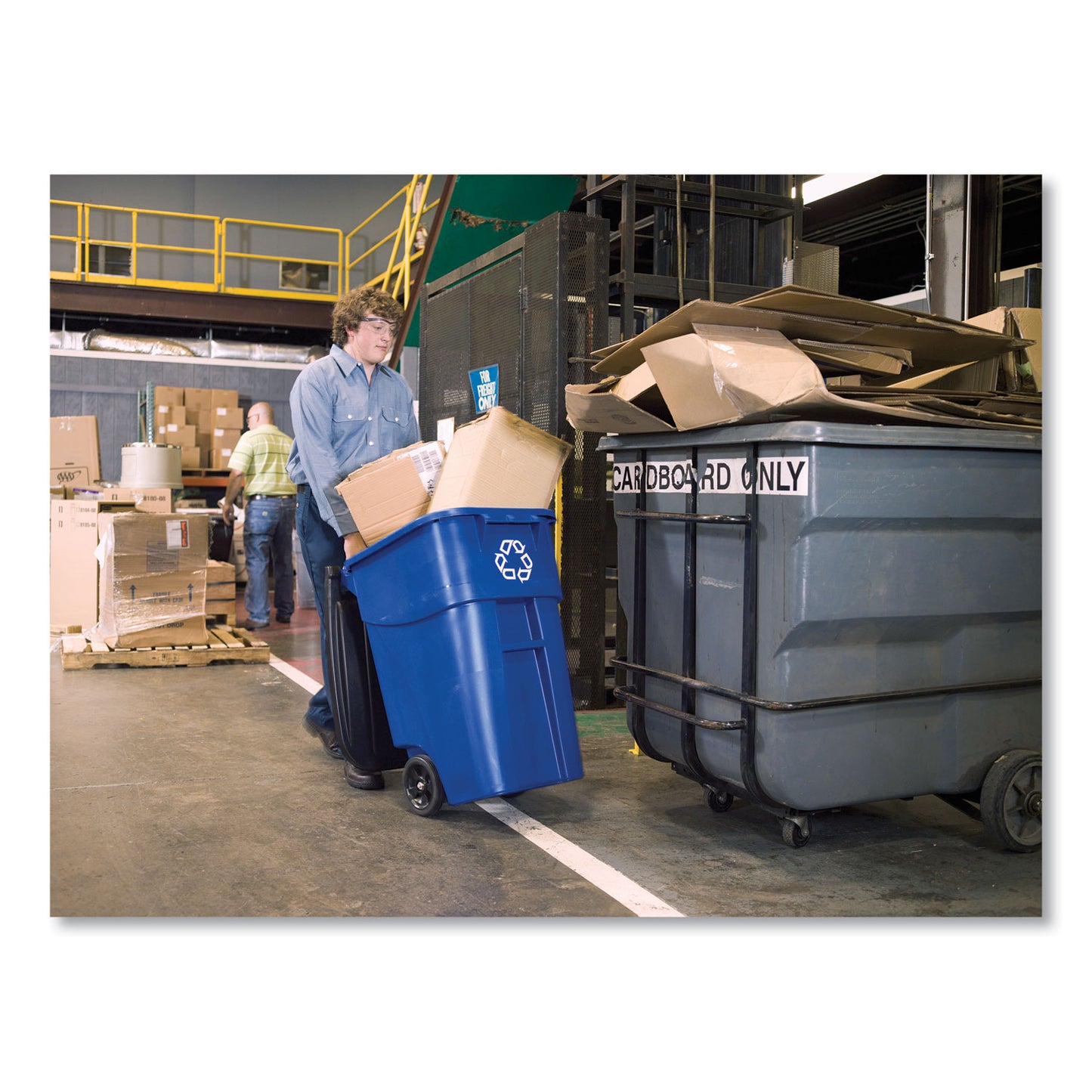 Rubbermaid Commercial Square Brute Recycling Rollout Container, 50 gal, Plastic, Blue (9W2773BLU)